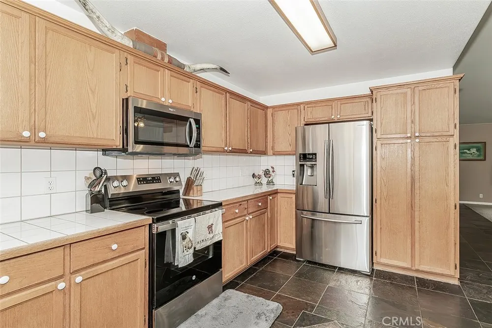 34133 Natoma Auberry, CA 93602