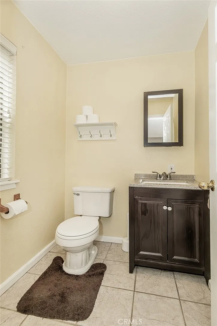 34133 Natoma Auberry, CA 93602