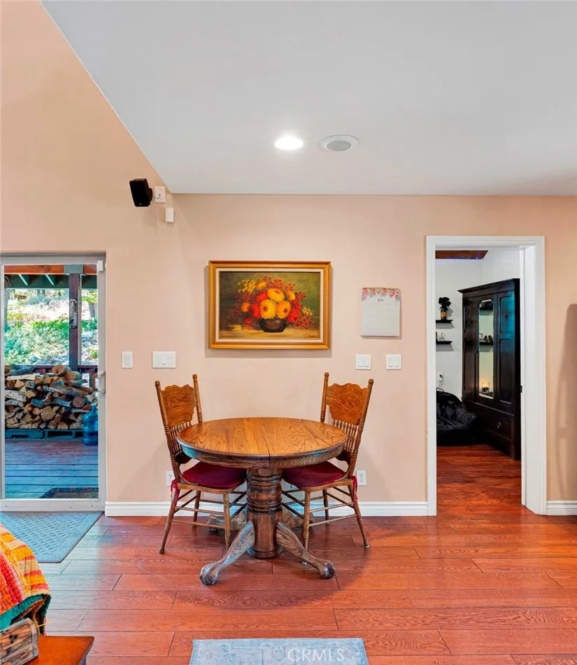 5410 Acorn Drive Wrightwood, CA 92397