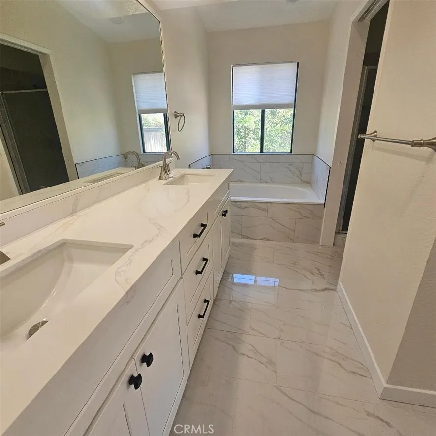 2951 Wimbledon Corona, CA 92879