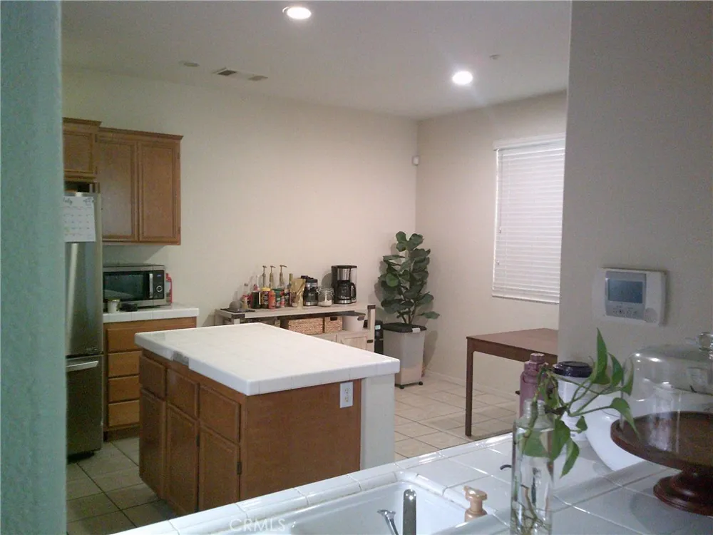 27959 Cactus #B Moreno Valley, CA 92555