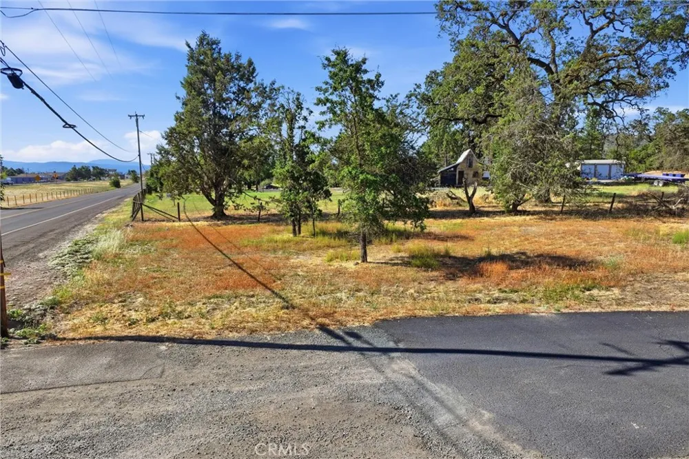 2441 Parallel Drive Lakeport, CA 95453