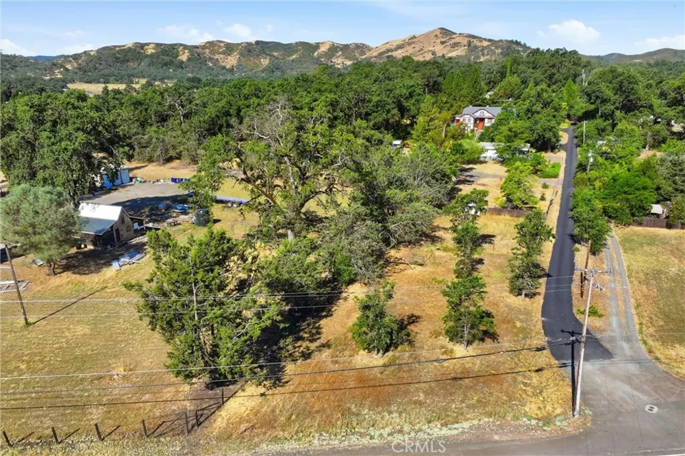 2441 Parallel Drive Lakeport, CA 95453