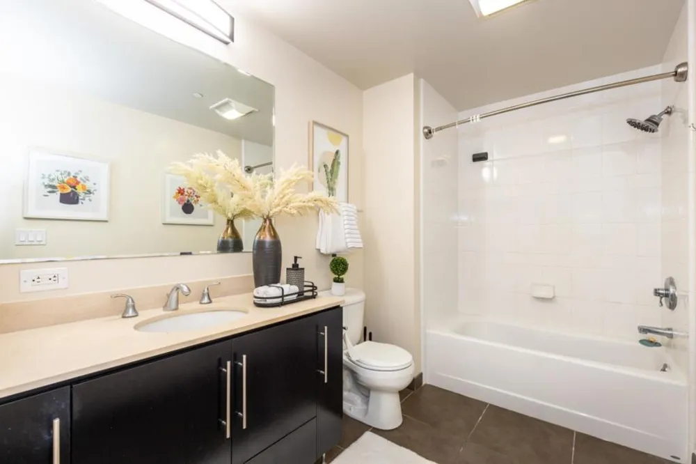 88 E San Fernando Street #1706 San Jose, CA 95113