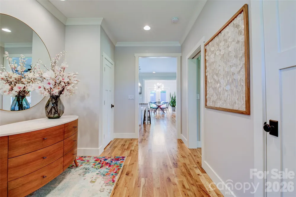 6 Hamlet Street Black Mountain, NC 28711