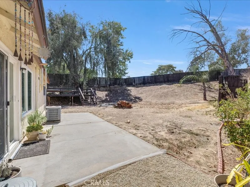 41041 Via Halcon Temecula, CA 92591