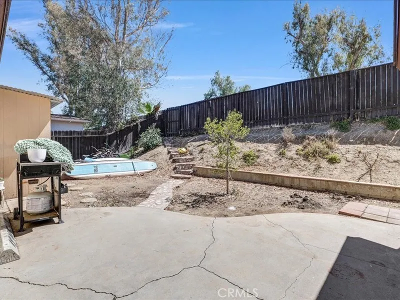 41041 Via Halcon Temecula, CA 92591