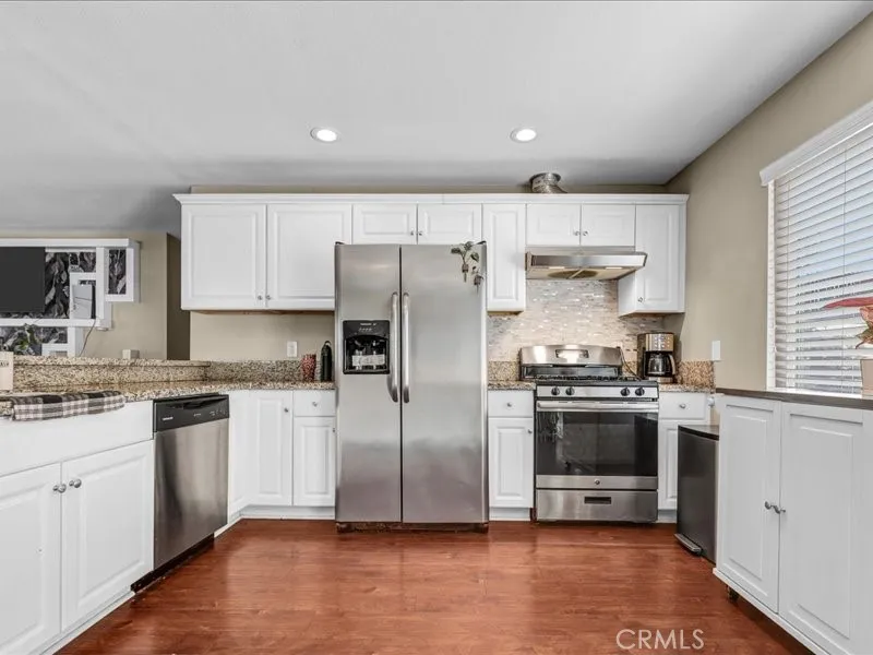 41041 Via Halcon Temecula, CA 92591
