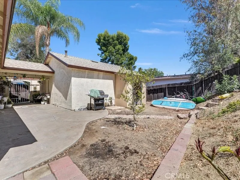 41041 Via Halcon Temecula, CA 92591
