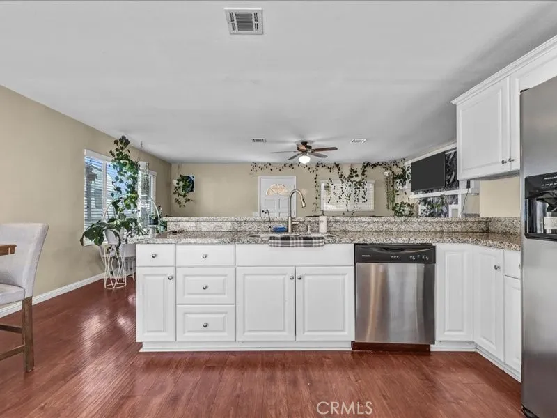 41041 Via Halcon Temecula, CA 92591