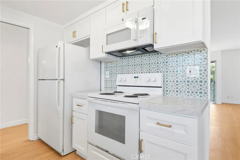 191 Kennebec #302 Long Beach, CA 90803