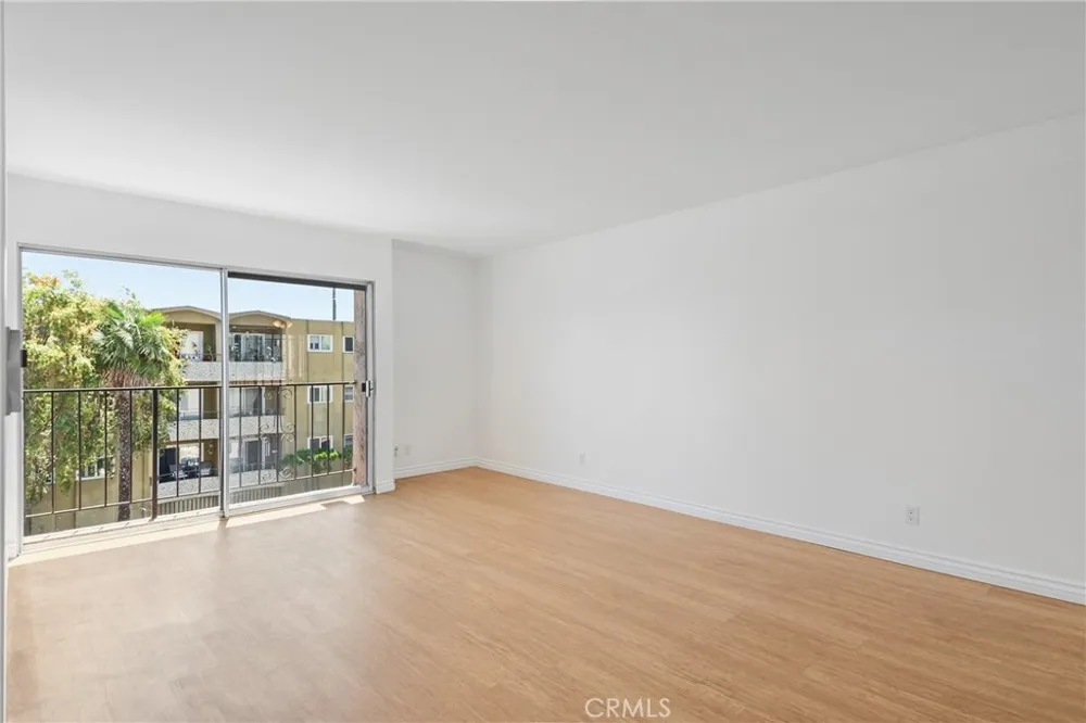 191 Kennebec #302 Long Beach, CA 90803