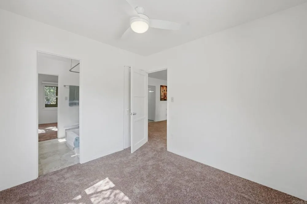 3211 Menlo Avenue San Diego, CA 92105