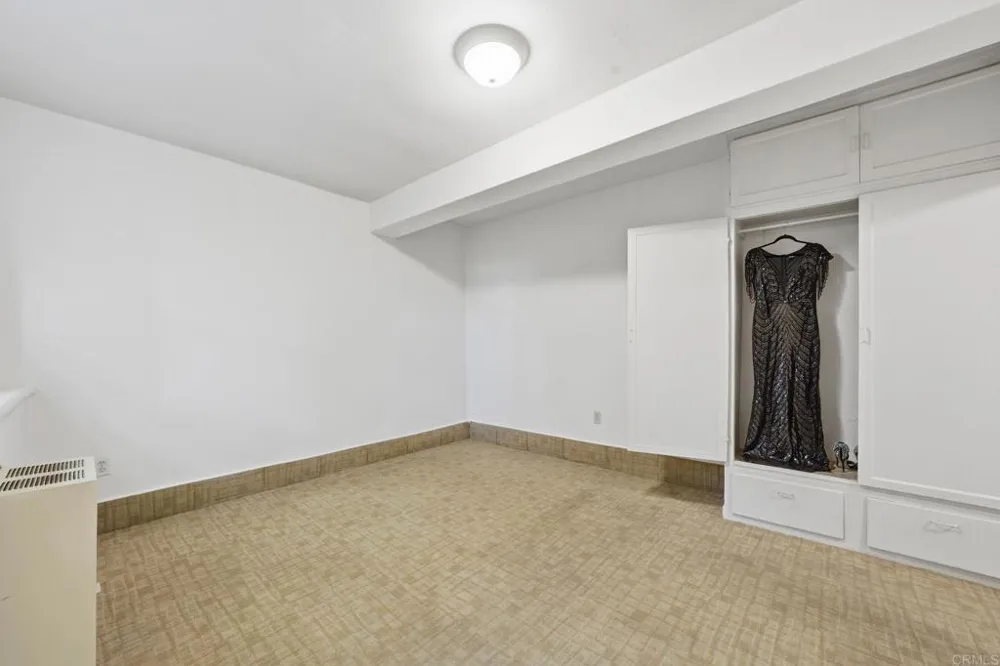 3211 Menlo Avenue San Diego, CA 92105