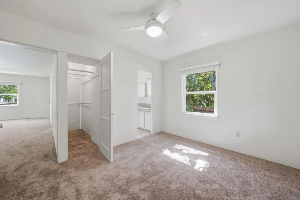 3211 Menlo Avenue San Diego, CA 92105