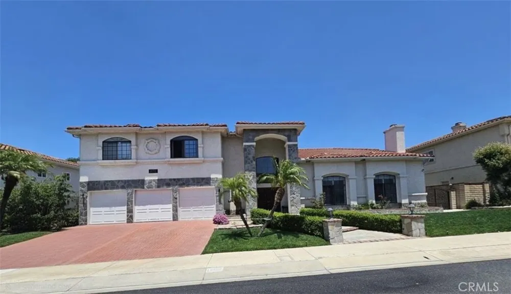 18791 Pinto Santa Ana, CA 92705
