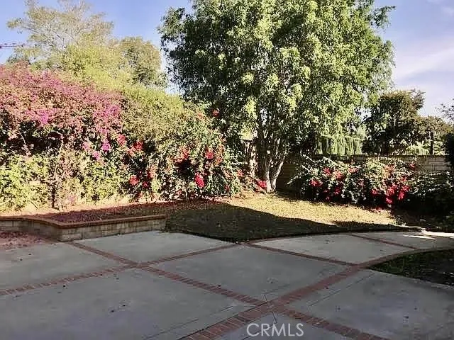 18791 Pinto Santa Ana, CA 92705