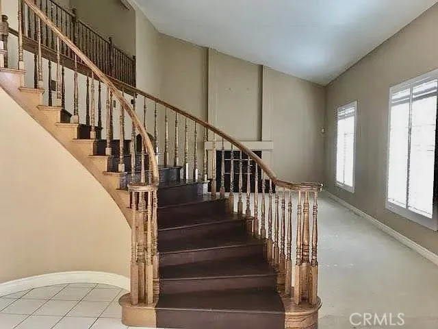 18791 Pinto Santa Ana, CA 92705