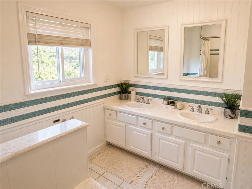 30204 Canoe Canyon Country, CA 91390