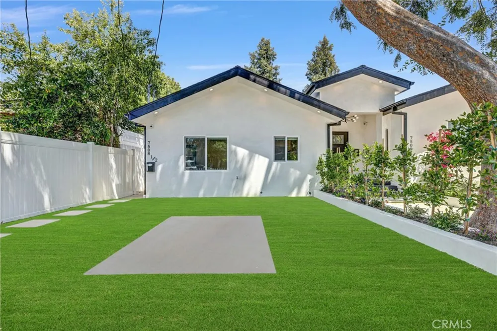 7508 Claire Avenue Reseda, CA 91335