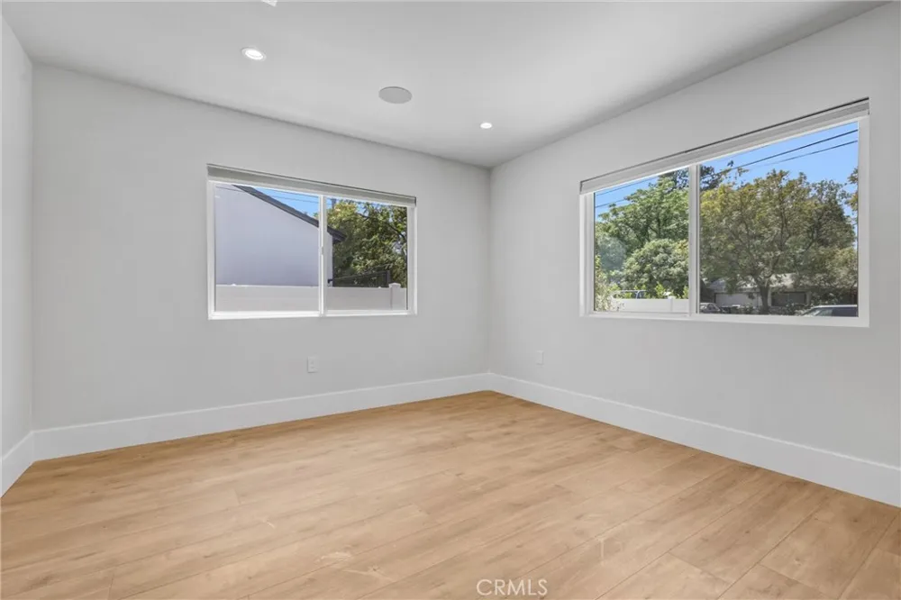 7508 Claire Avenue Reseda, CA 91335