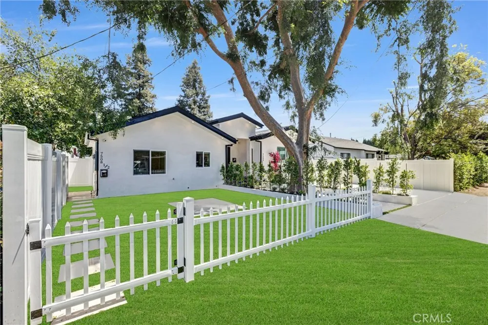 7508 Claire Avenue Reseda, CA 91335