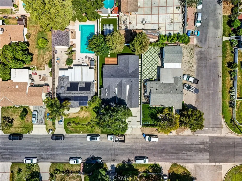 7508 Claire Avenue Reseda, CA 91335