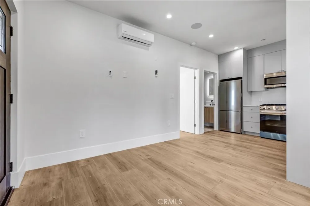 7508 Claire Avenue Reseda, CA 91335