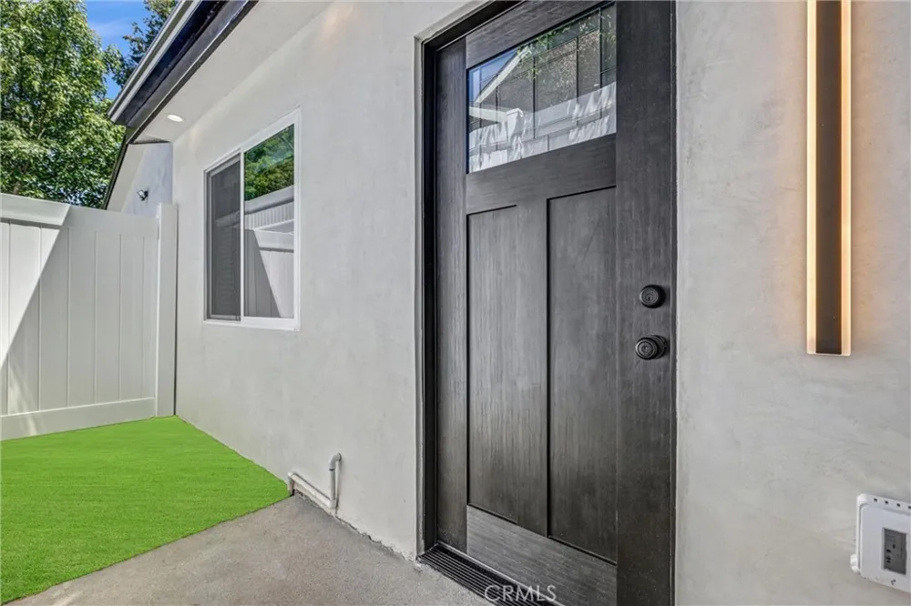 7508 Claire Avenue Reseda, CA 91335