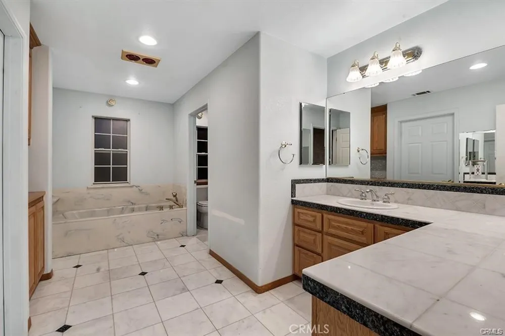 30050 Big Range #2 Canyon Lake, CA 92587