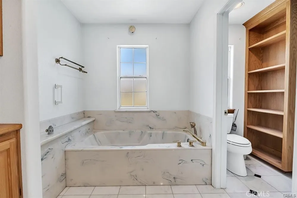 30050 Big Range #2 Canyon Lake, CA 92587