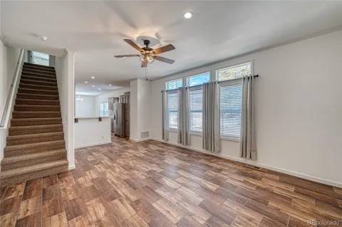 904 W 6th Street