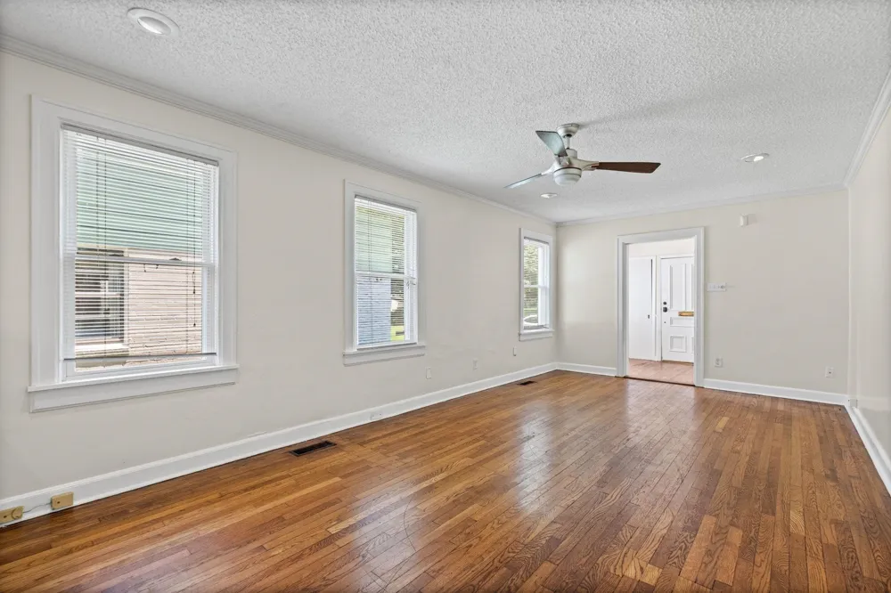 405 HAYNES ST Memphis, TN 38111