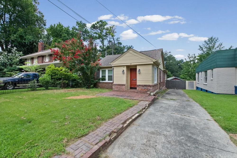 405 HAYNES ST Memphis, TN 38111