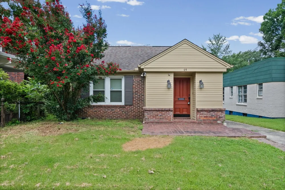 405 HAYNES ST Memphis, TN 38111