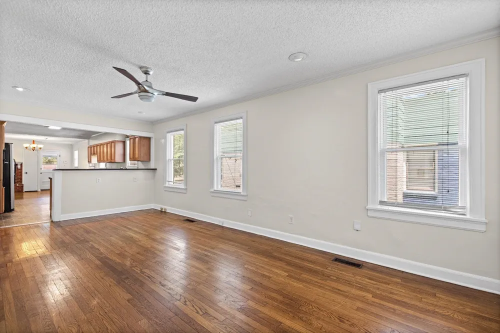 405 HAYNES ST Memphis, TN 38111