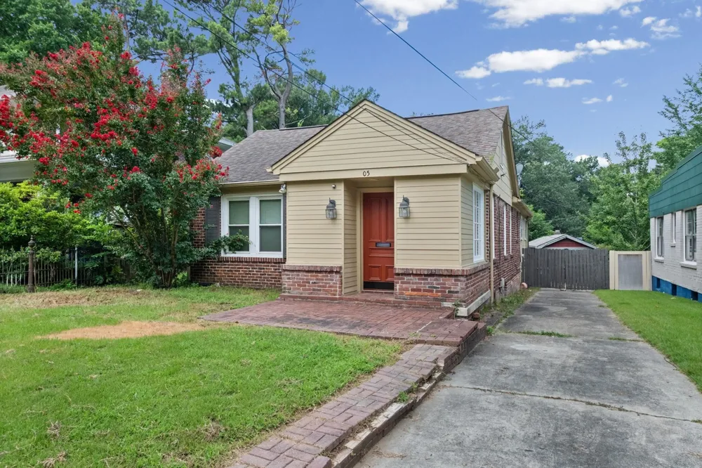 405 HAYNES ST Memphis, TN 38111