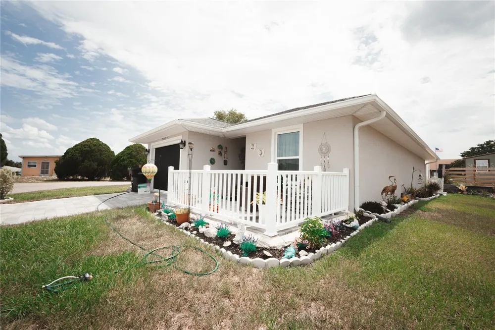 7077 TAMARIND WAY Lake Wales, FL 33898