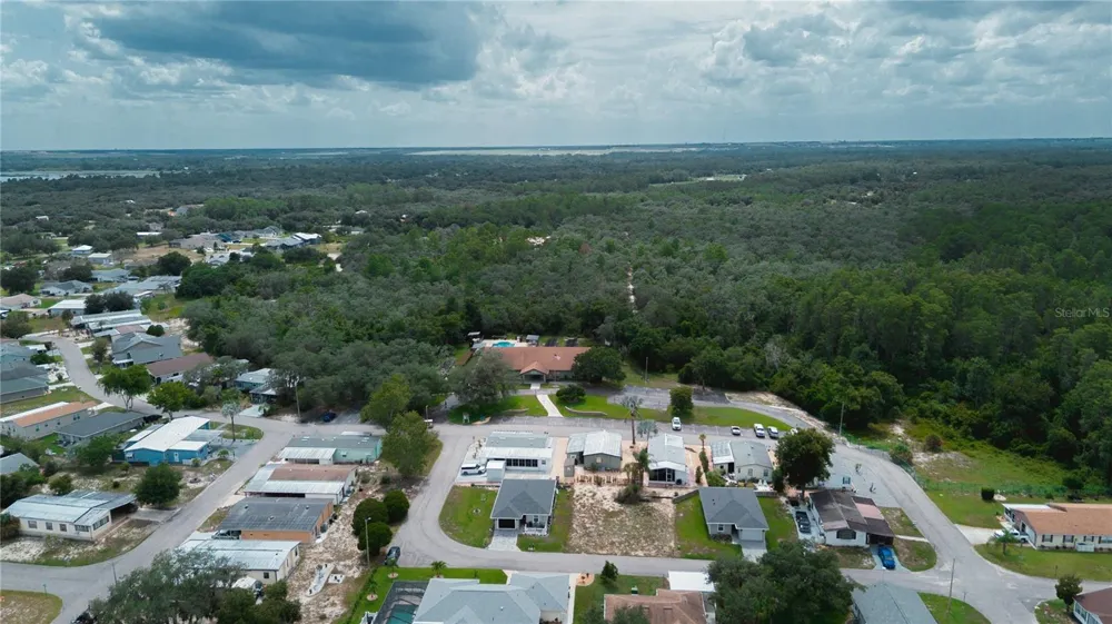 7077 TAMARIND WAY Lake Wales, FL 33898