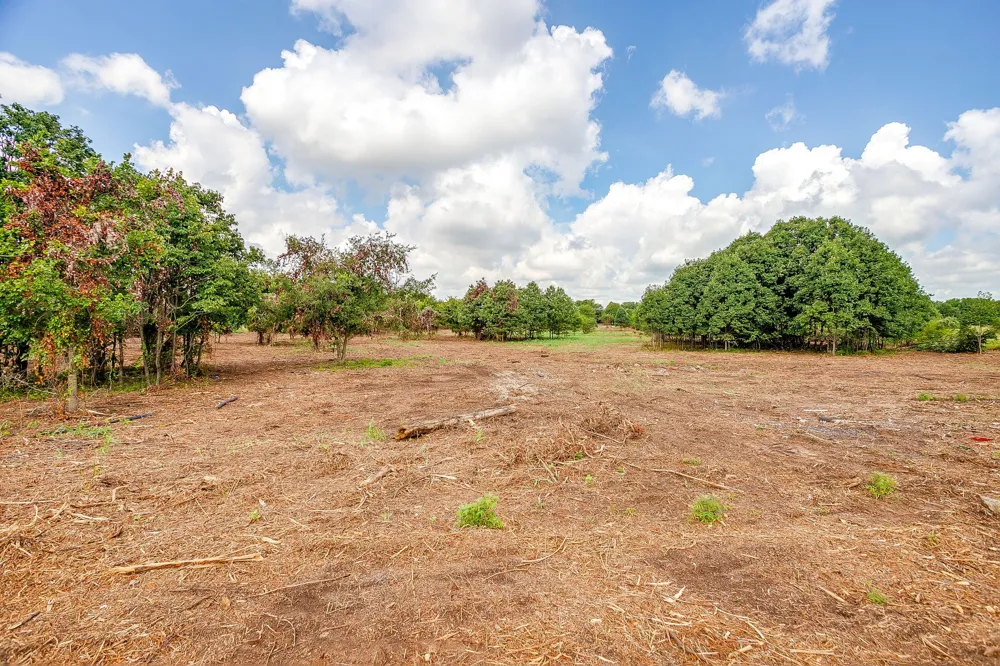 890 Clover Drive Poolville, TX 76487