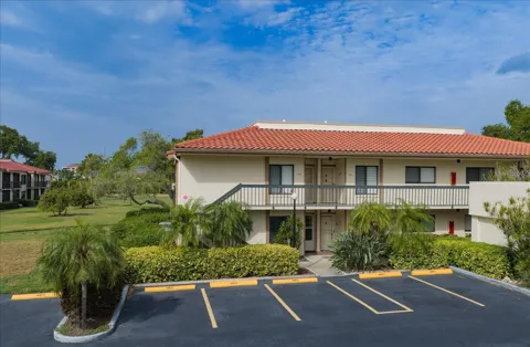 6219 PALMA DEL MAR BOULEVARD S #102