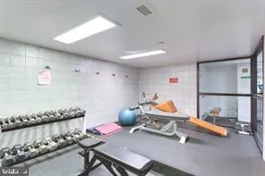 1800 OLD MEADOW ROAD #101 Mclean, VA 22102