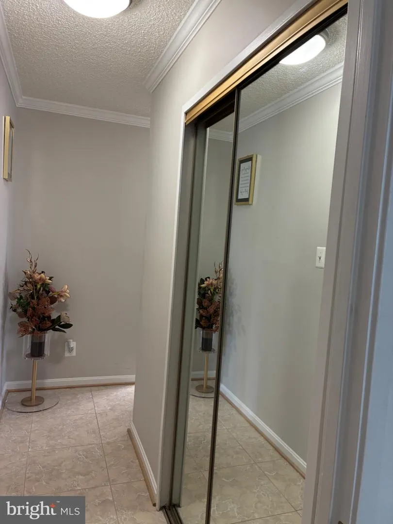 1800 OLD MEADOW ROAD #101 Mclean, VA 22102