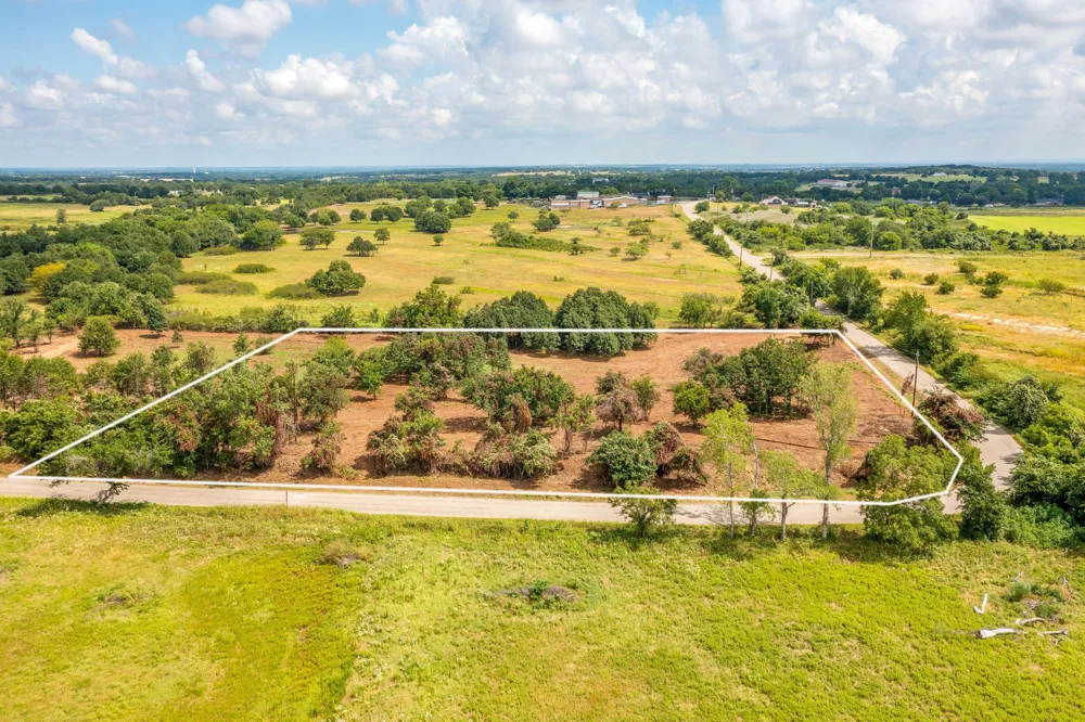Clover Drive Poolville, TX 76487