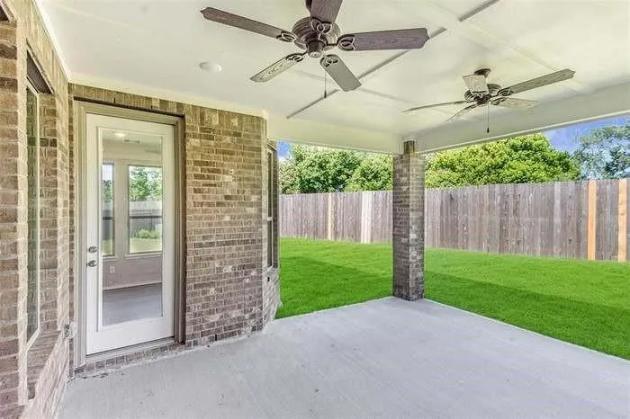 25435 Kidwiler Drive Tomball, TX 77375