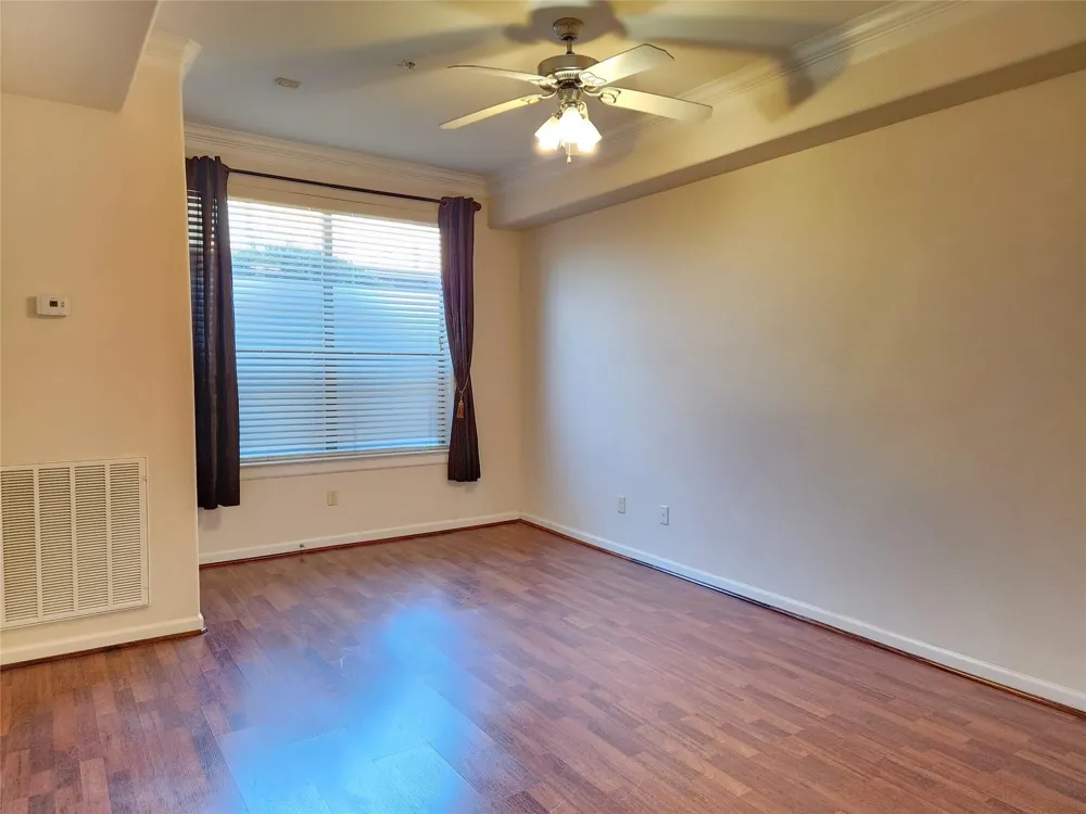 6611 W Sam Houston Parkway S #1A Houston, TX 77072