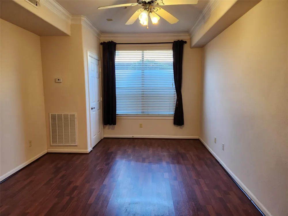 6611 W Sam Houston Parkway S #1A Houston, TX 77072
