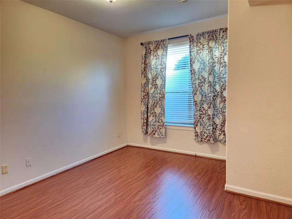 6611 W Sam Houston Parkway S #1A Houston, TX 77072