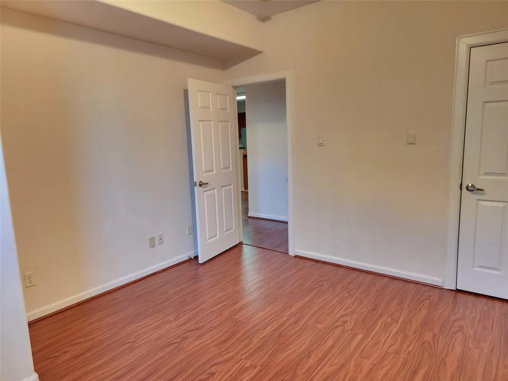 6611 W Sam Houston Parkway S #1A Houston, TX 77072