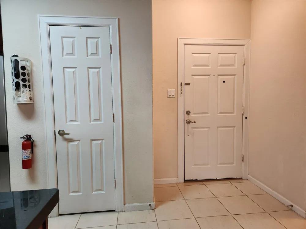 6611 W Sam Houston Parkway S #1A Houston, TX 77072